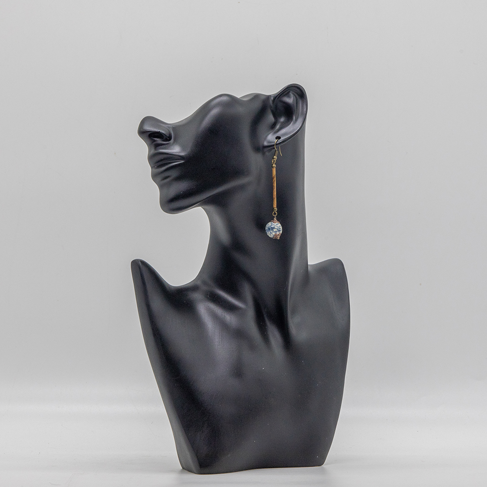 ANTING-ANTING SERAMIK