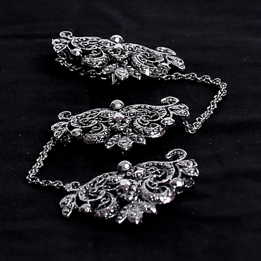 KERONGSANG KEBAYA CEMPAKA