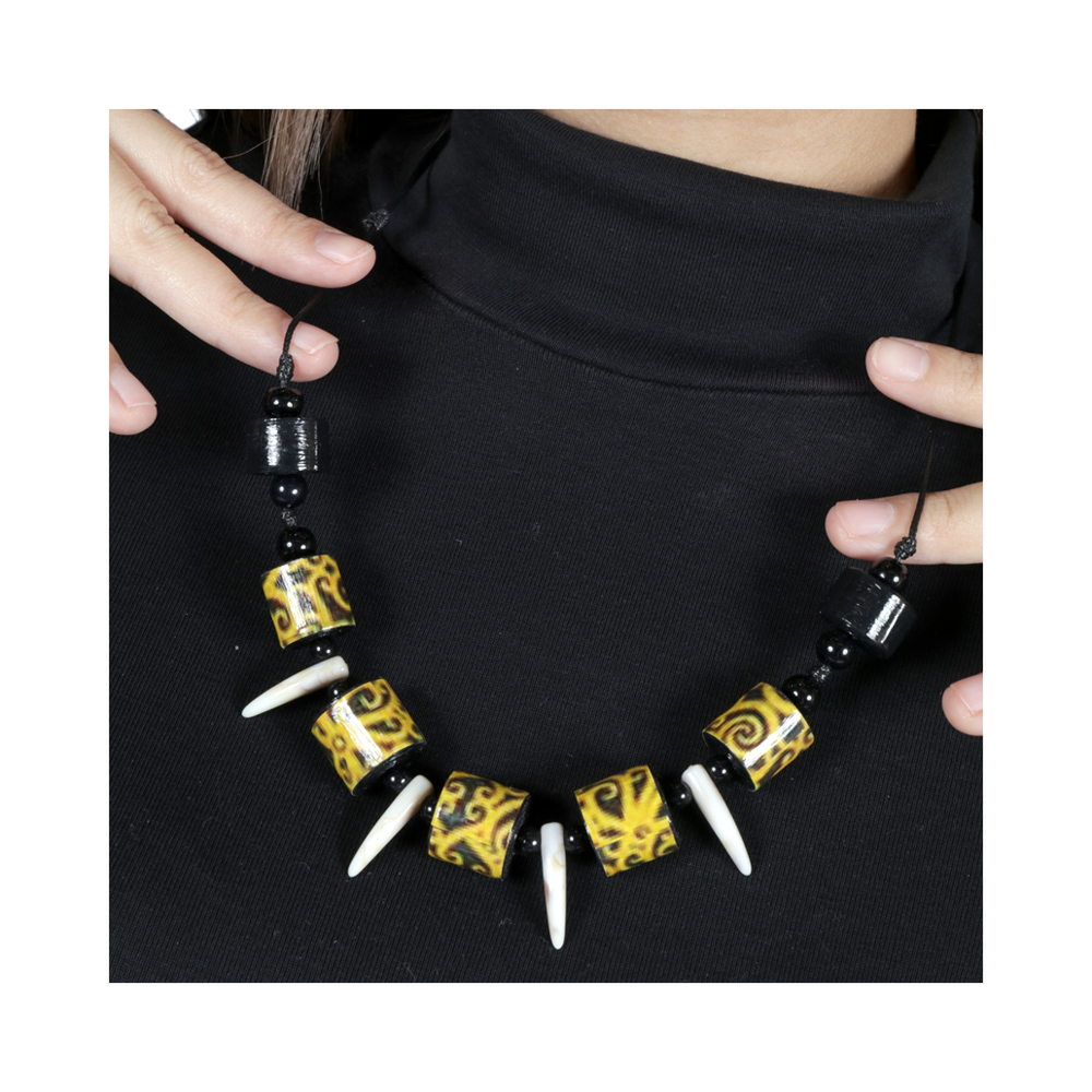 SARAWAK PAPER BEADS NECKLACE SARAWAK PAPER BEADS NECKLACE