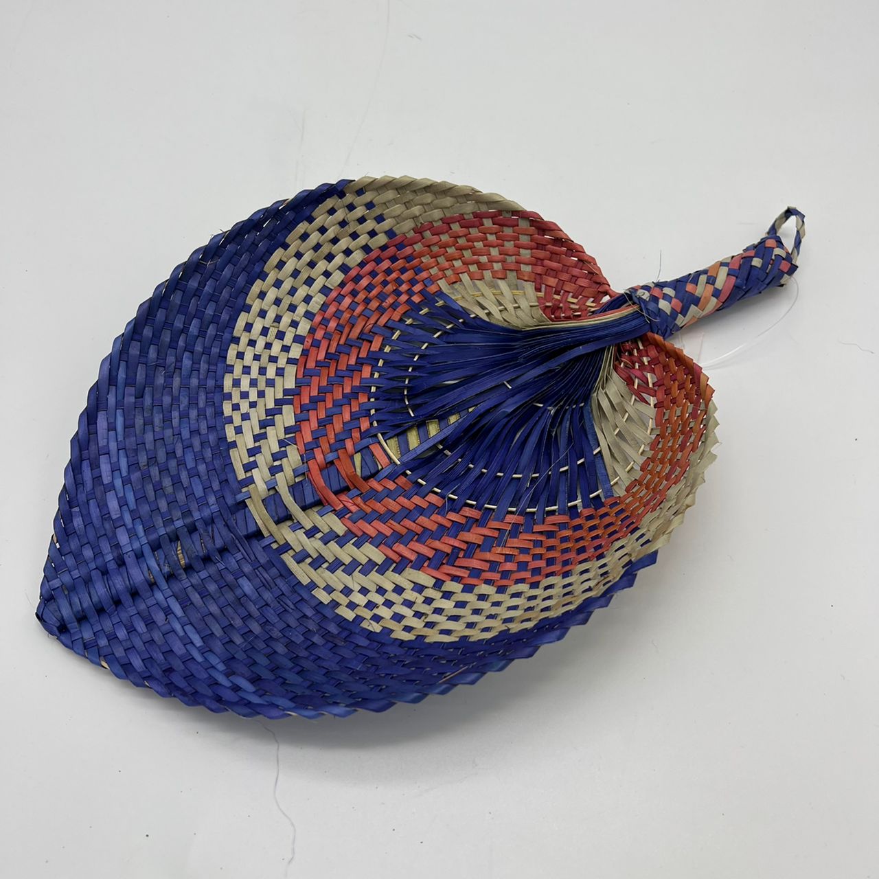 KIPAS ANYAMAN MENGKUANG