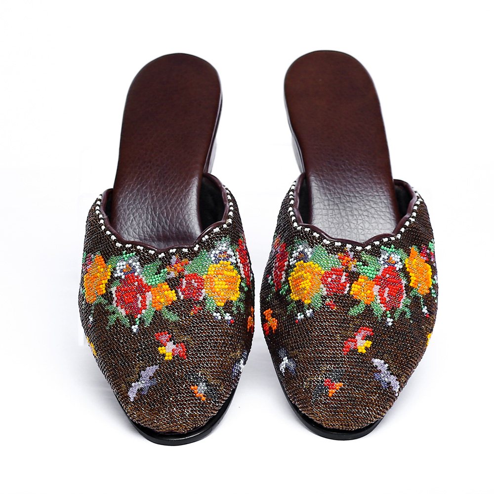 (PRE-ORDER) KASUT MANIK BERTUTUP DEPAN  SAIZ 7 (MANIK BESAR)