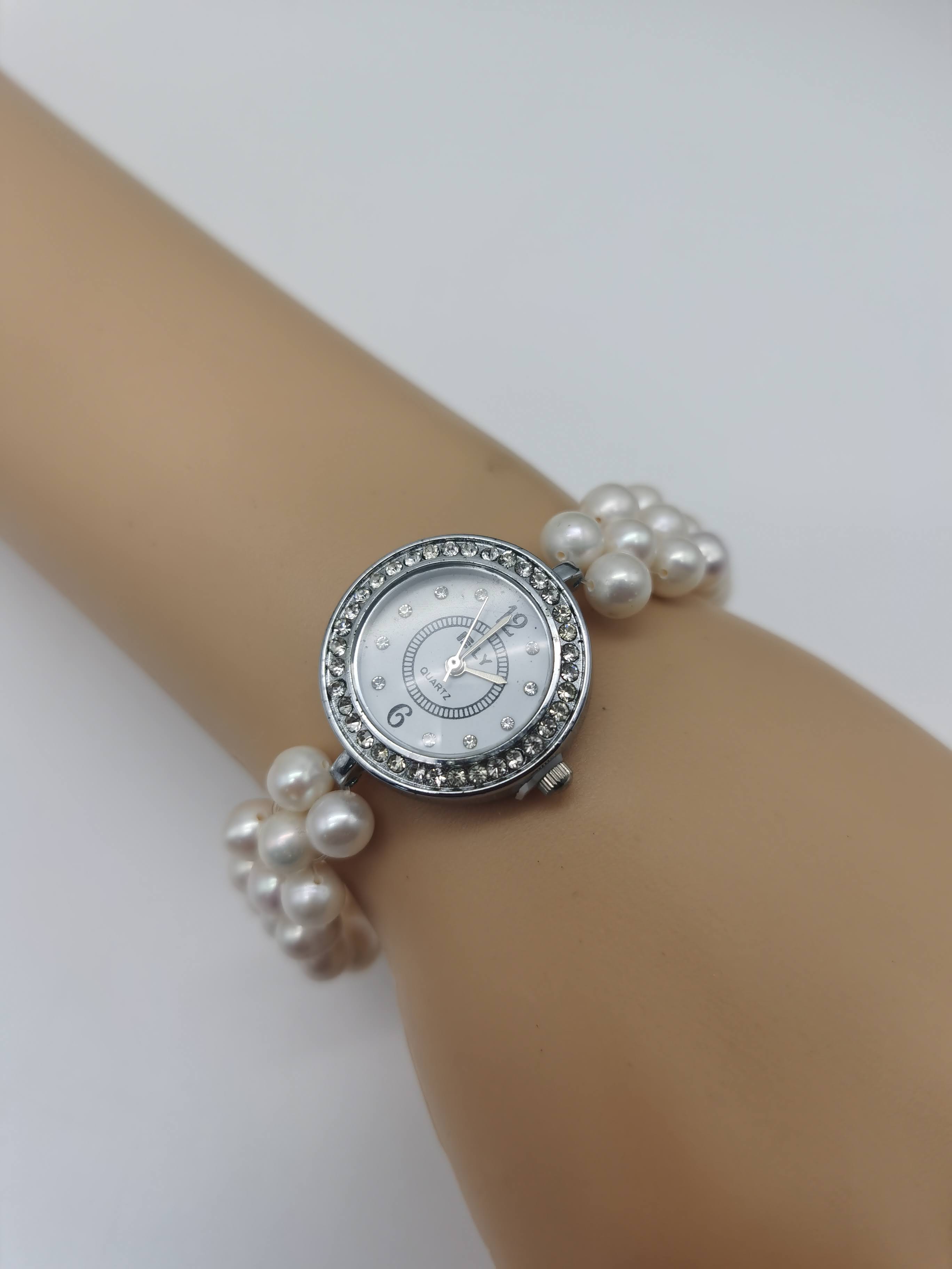 JAM TANGAN WANITA MUTIARA BULAT WHITE