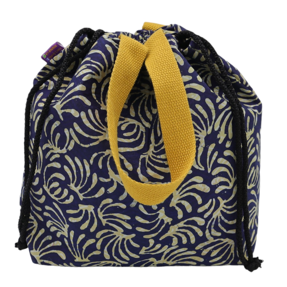 (PRE-ORDER) DRAWSTRING BAG (BATIK)