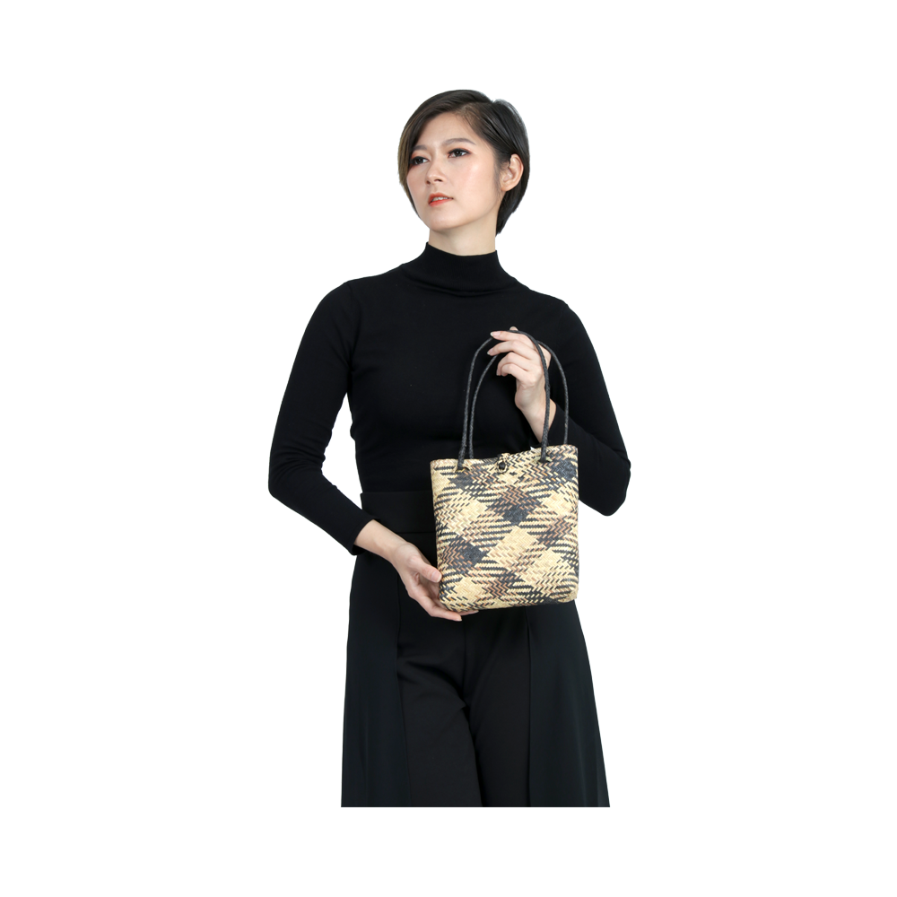 RATTAN WEAVING TOTE BAG (PIHAN SUTAK)