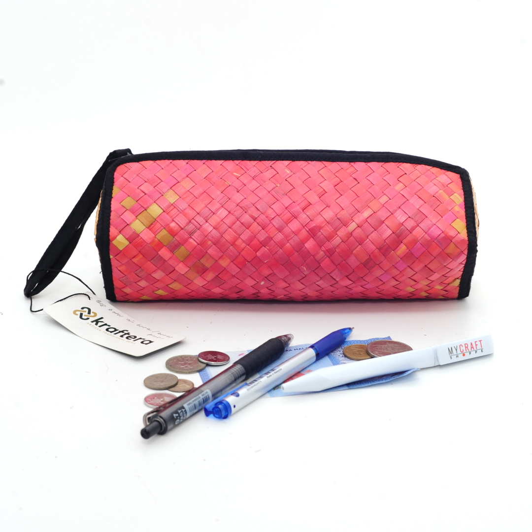 BEKAS PENSIL ANYAMAN