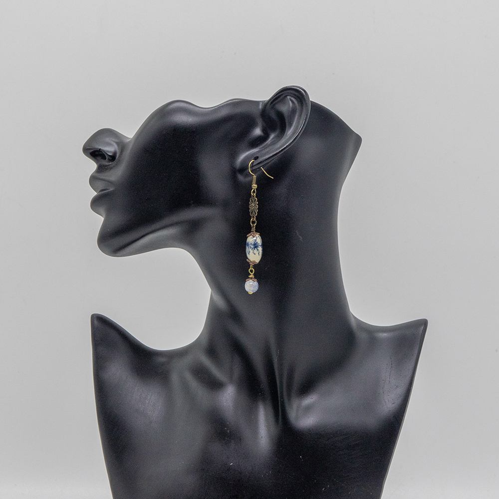 ANTING-ANTING SERAMIK