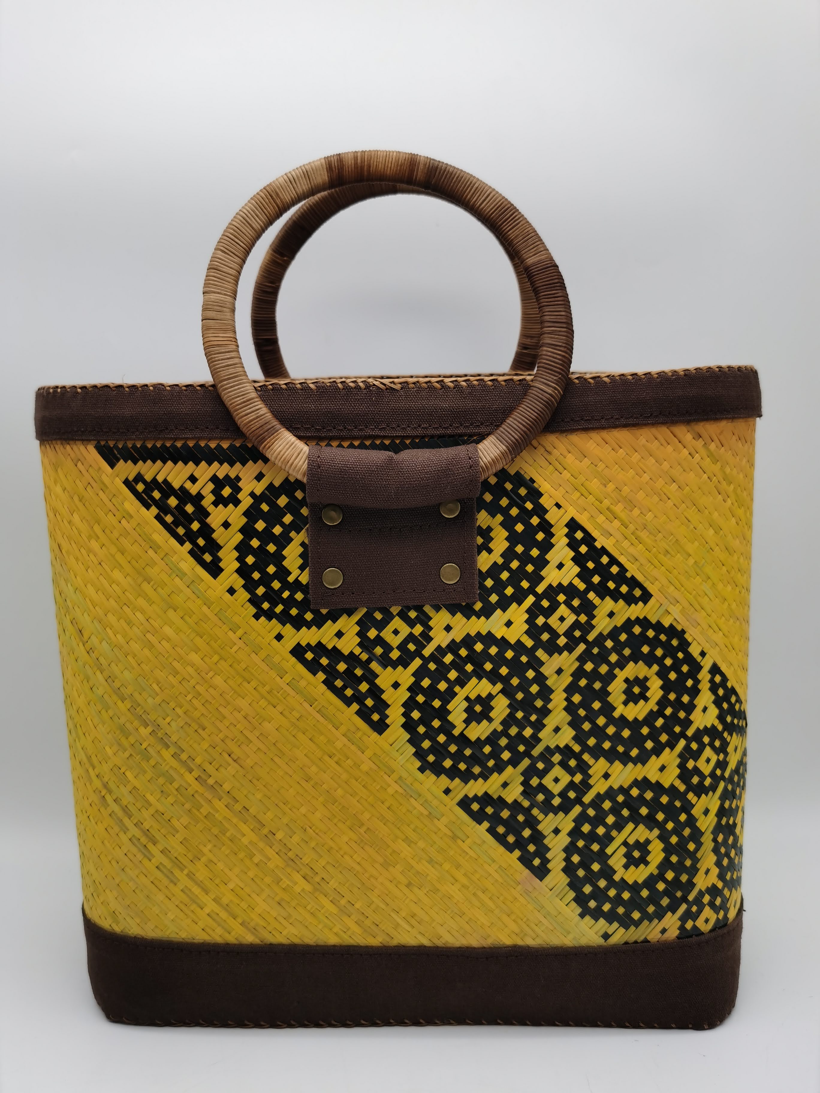 TINATAPAI TOTE BAG