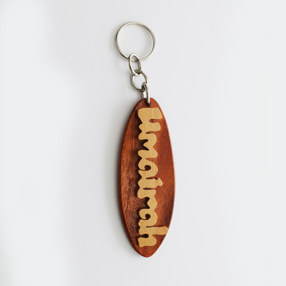KEYCHAIN NAMA KAYU BERUKIR