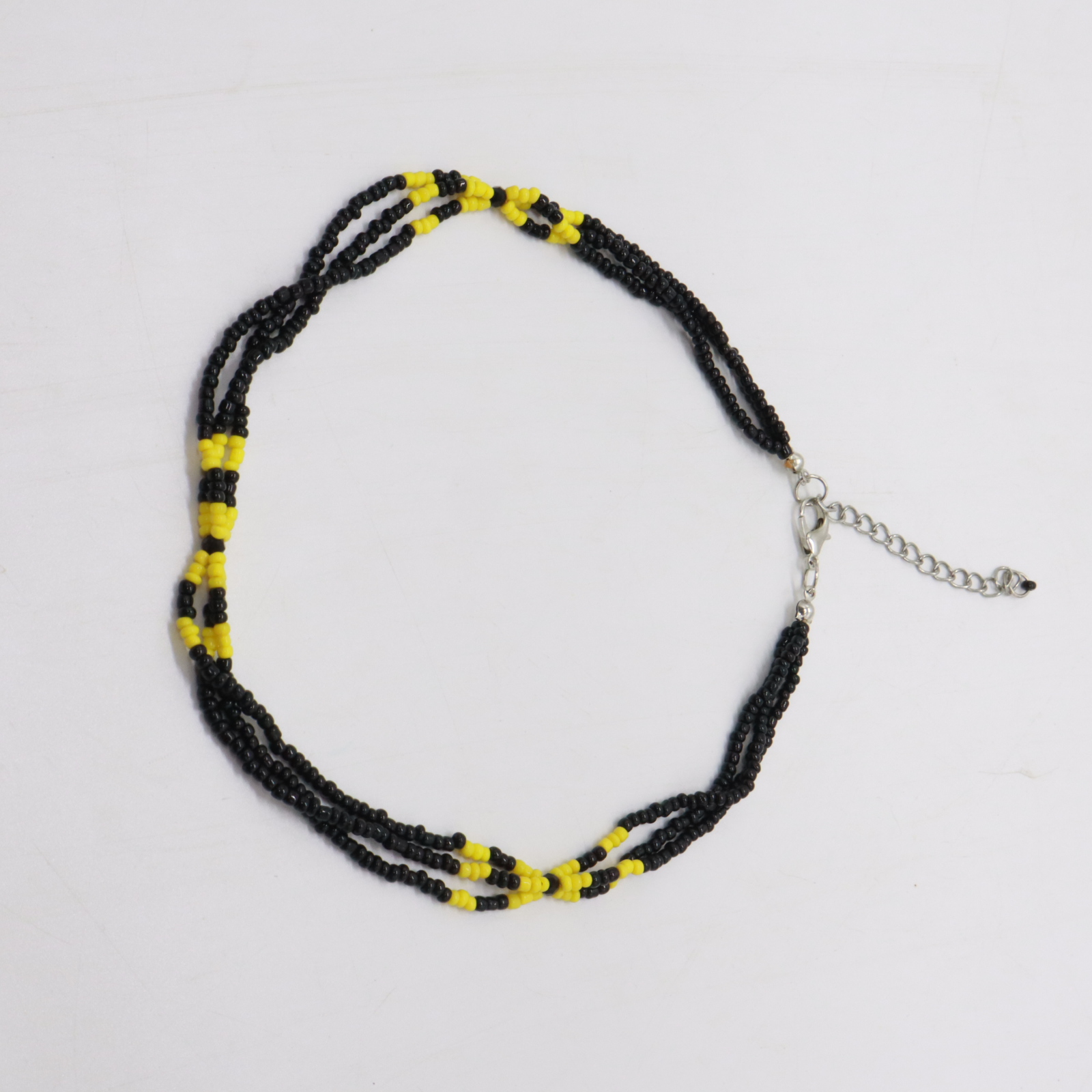 BEADED CHOCKER NECKLACE