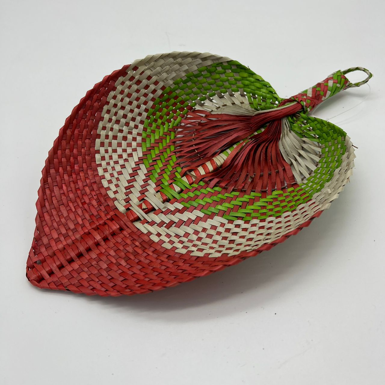 KIPAS ANYAMAN MENGKUANG