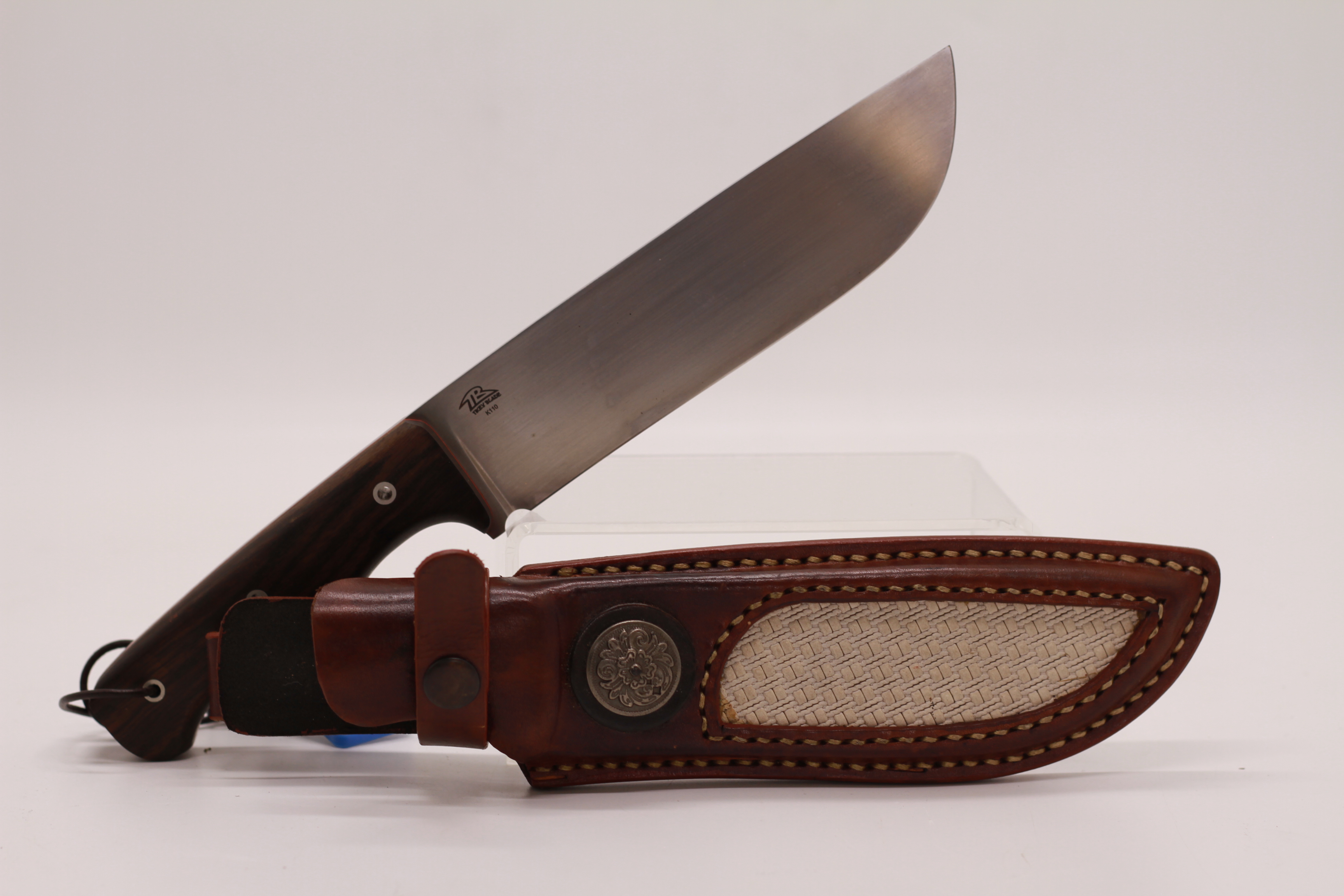 PARANG TRADISIONAL (SARUNG KULIT)