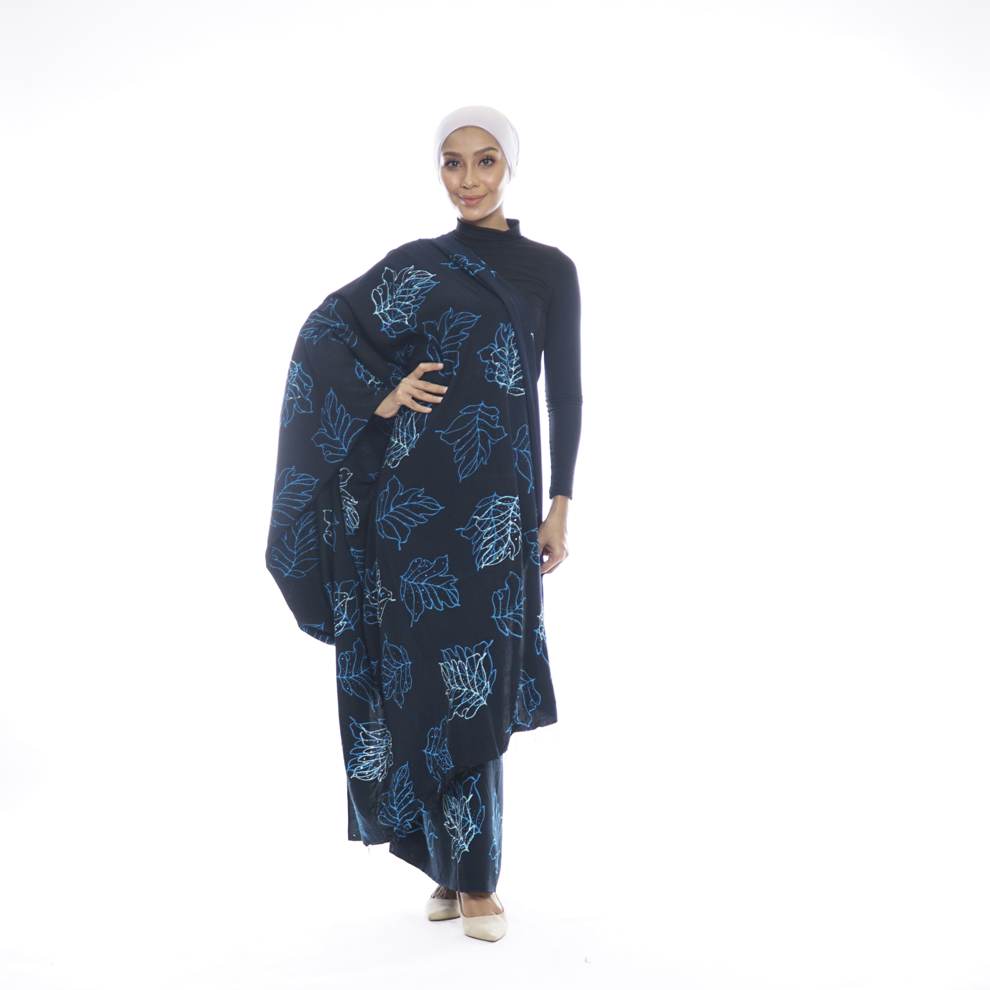 KAIN PASANG (BERMANIK)