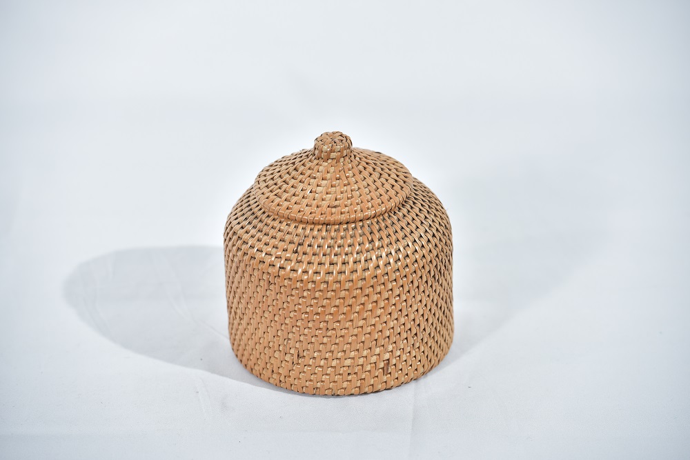 ANYAMAN RIBU-RIBU GASING