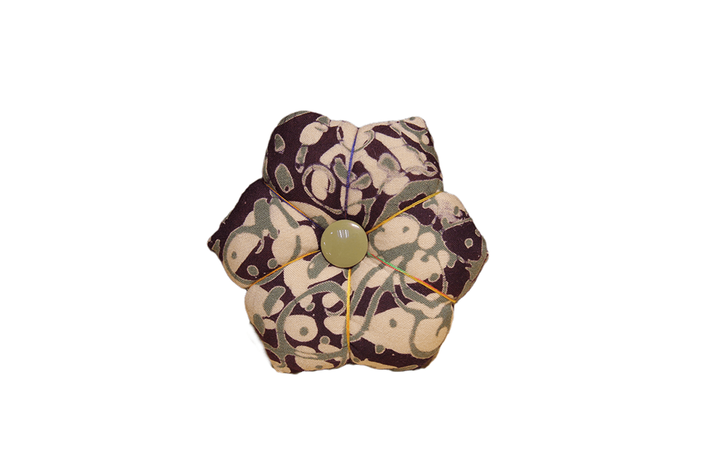 BATIK CUSHION PIN E
