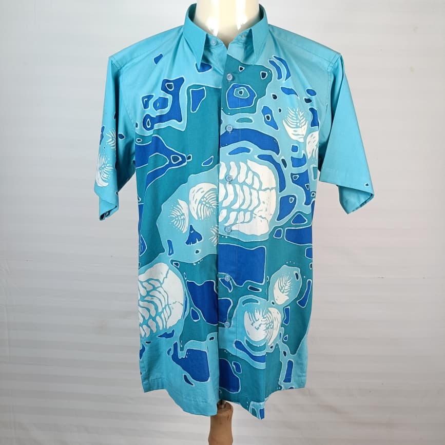 SHORT SLEEVE BATIK MEN SHIRT