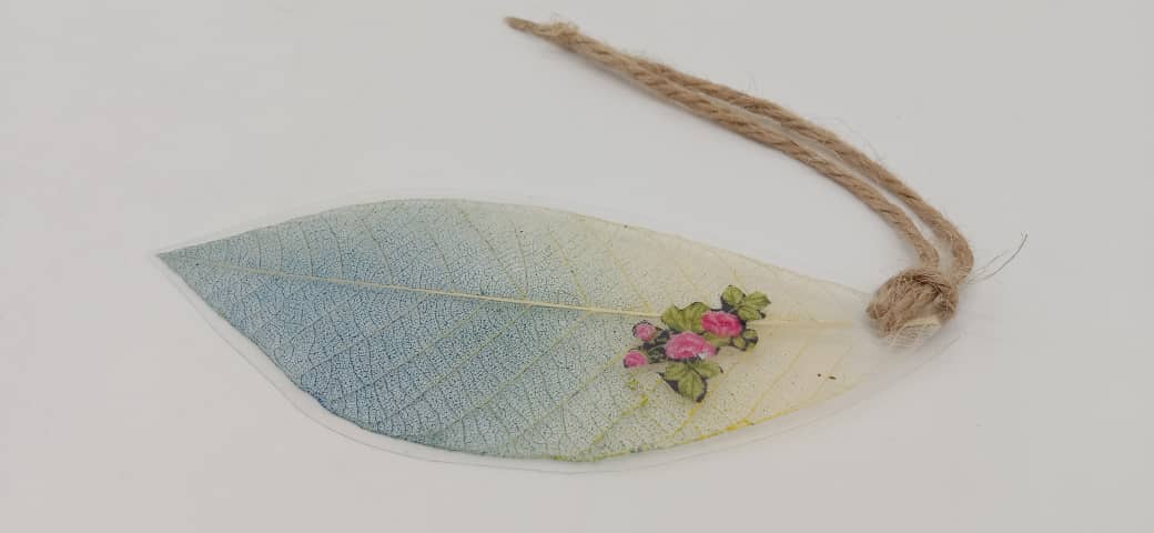 PENANDA  BUKU DAUN GETAH BERTALI JUT