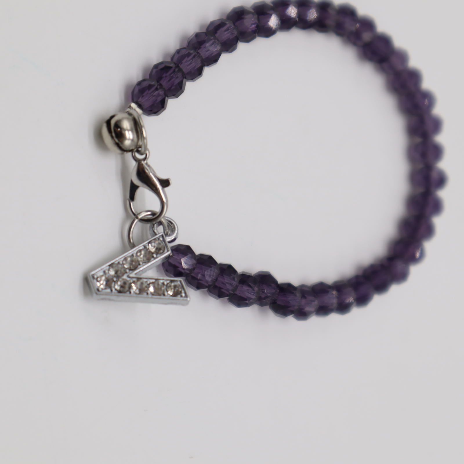 GELANG KRISTAL HURUF V