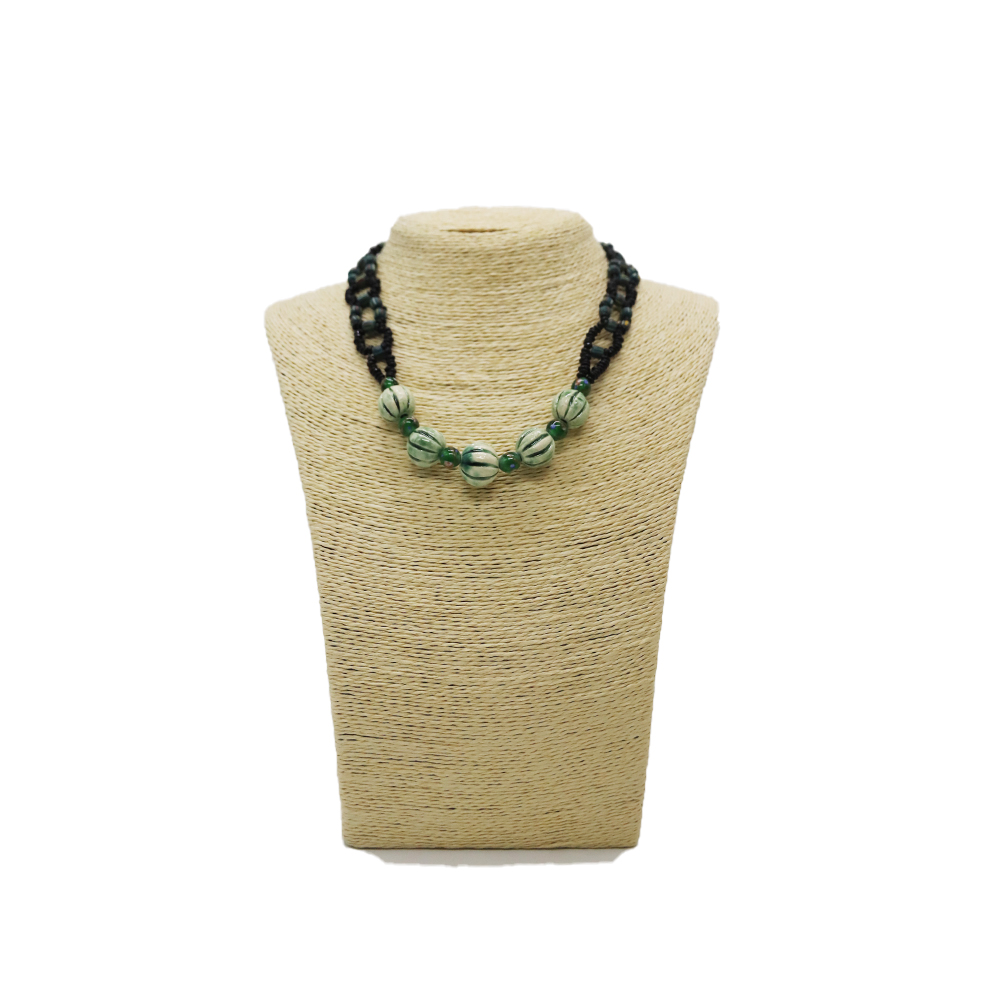 GREEN AND BLACK BEADS CHOKER