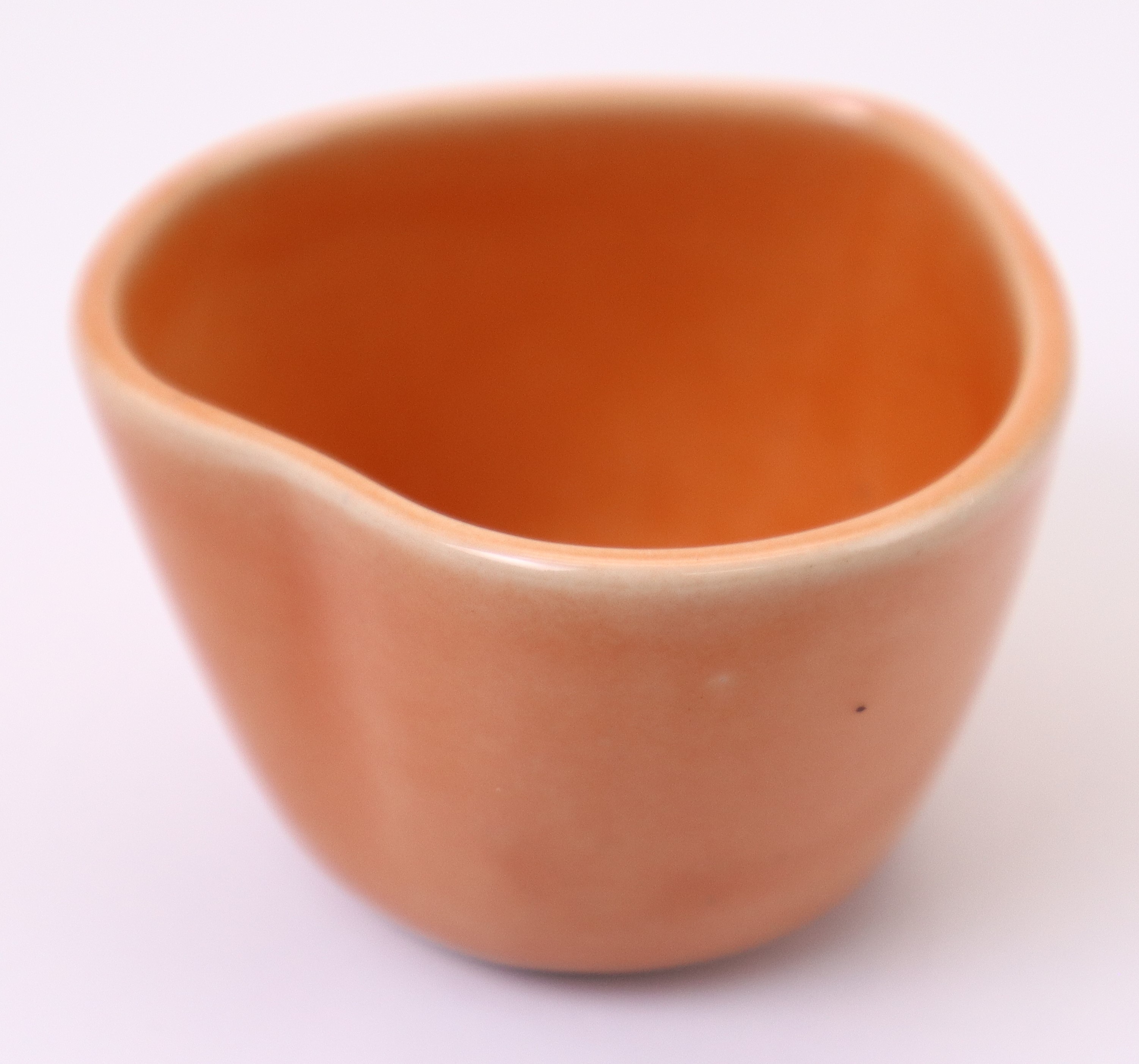 MANGKUK HATI SERAMIK