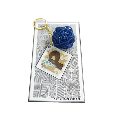 KEYCHAIN ROTAN