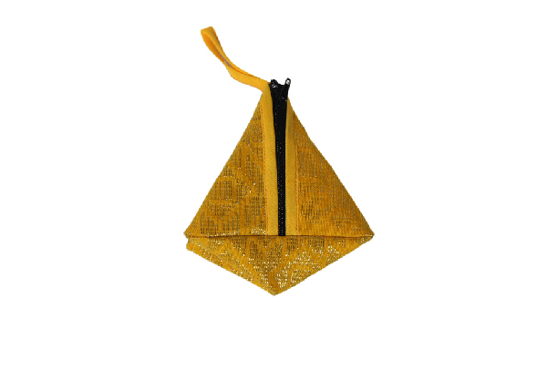 PYRAMID PURSE 4"