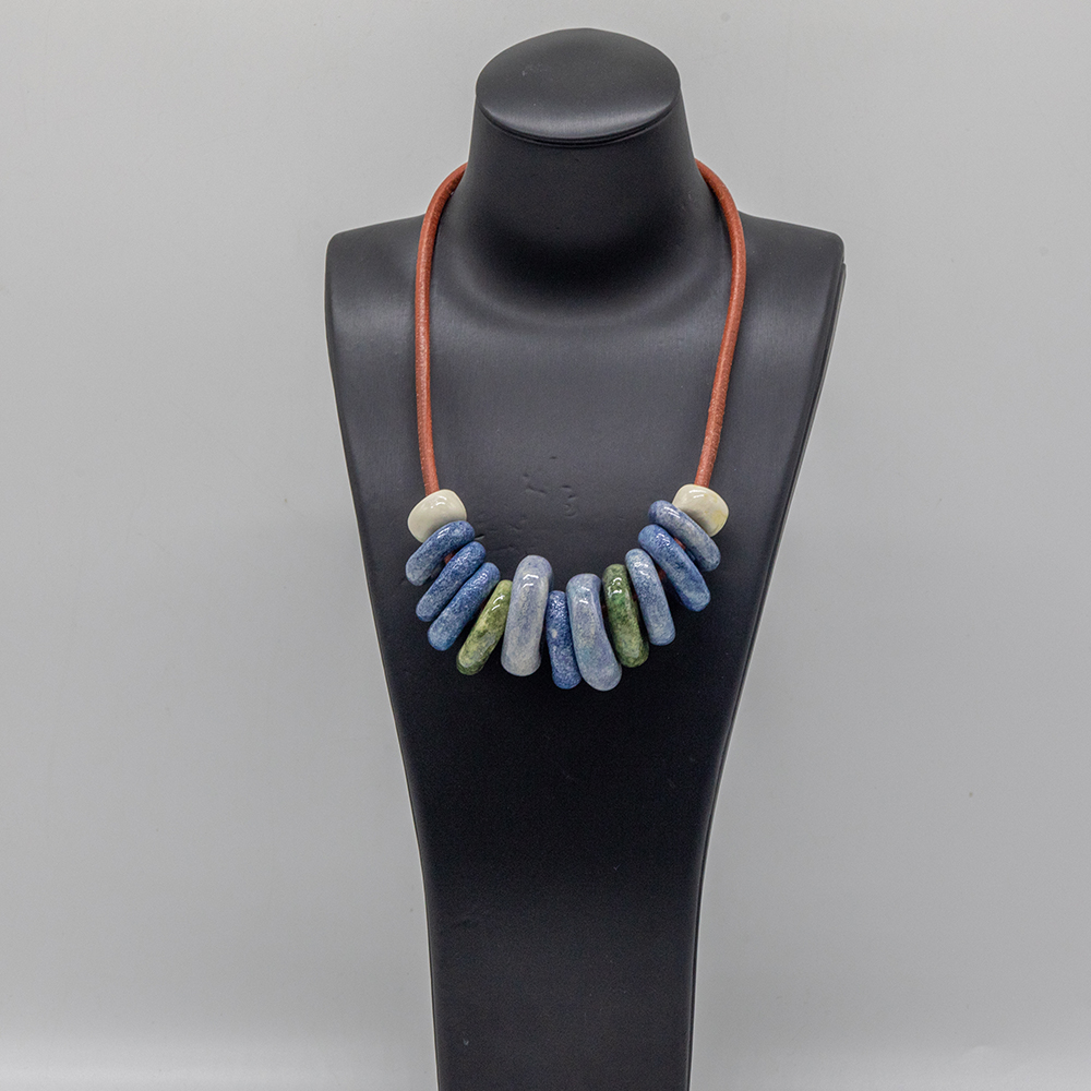 CERAMIC NECKLACE