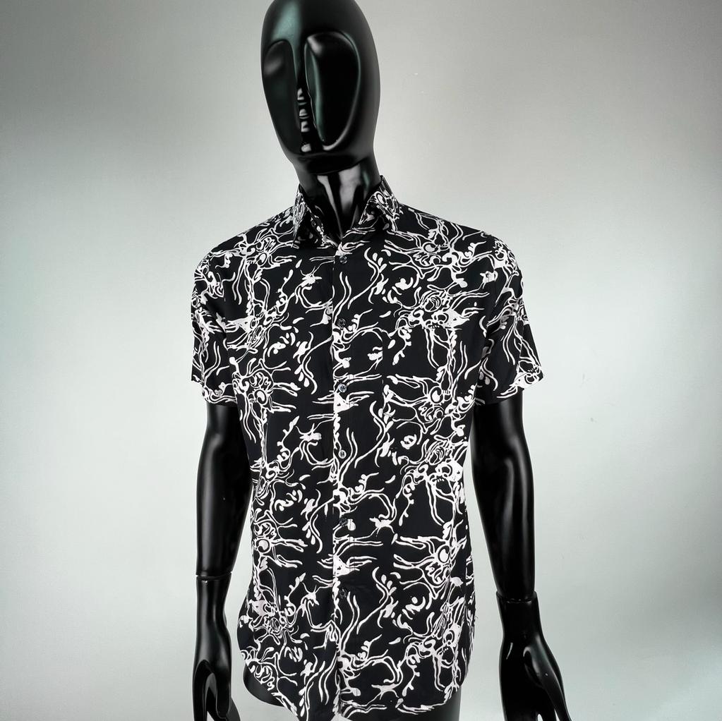 KEMEJA LENGAN PENDEK