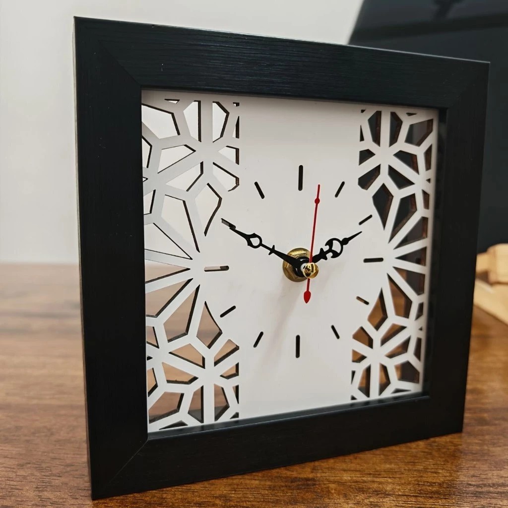 STANDEE CLOCK