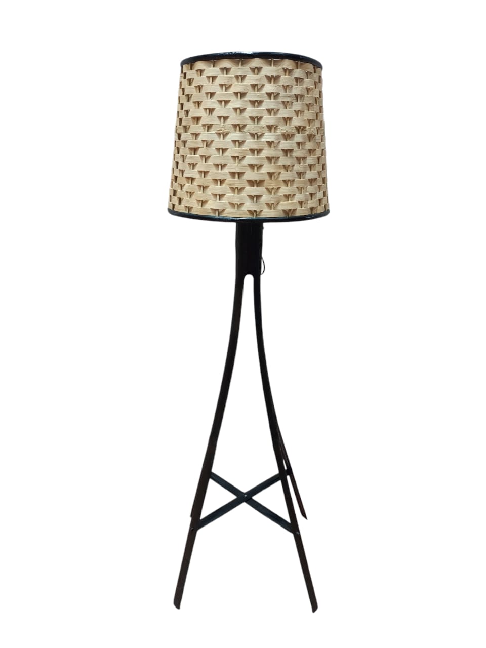 RATTAN LAMP STAND