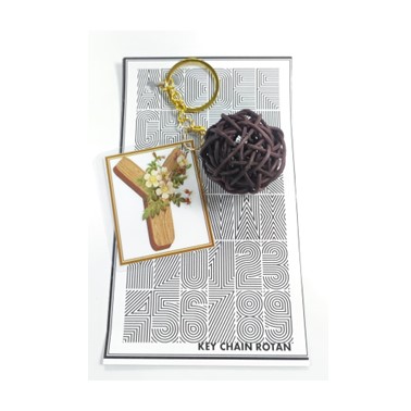 RATTAN KEYCHAIN