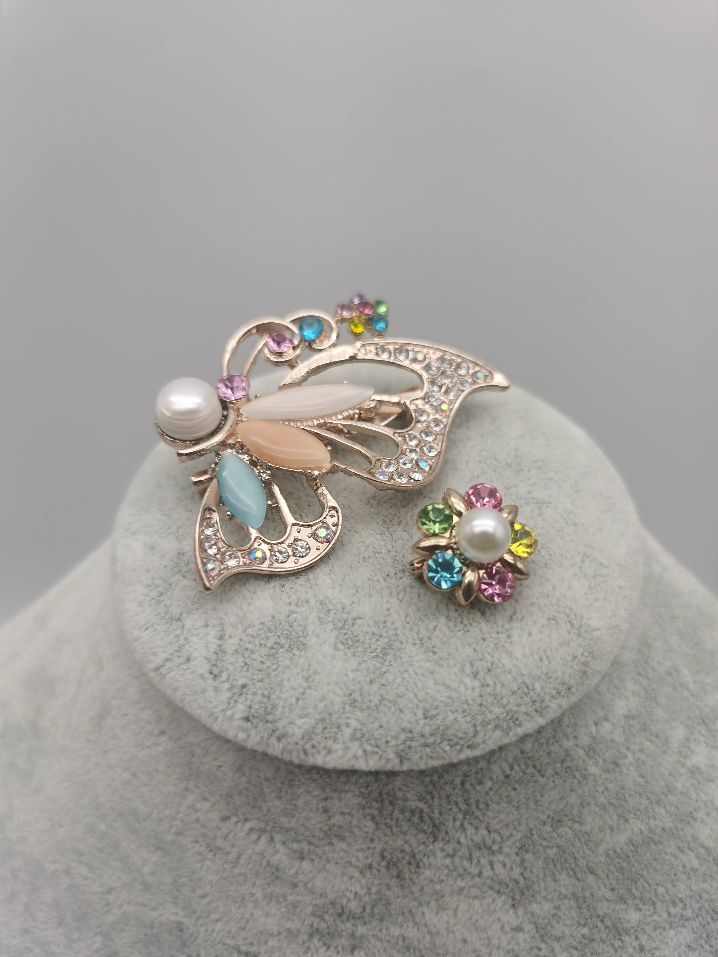 BROOCH PEARL CAT EYES