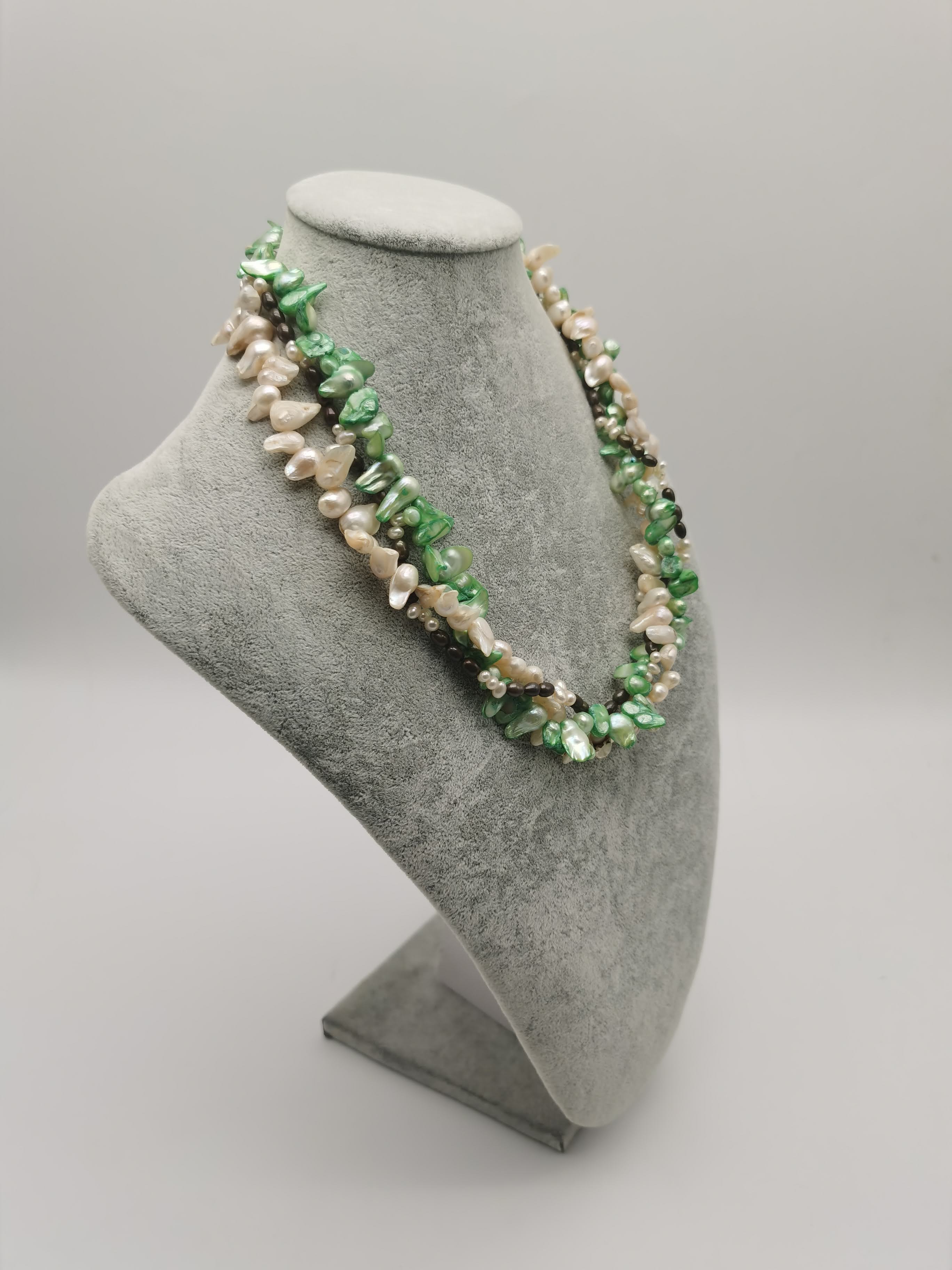 RANTAI BIWA MIX WHITE DAN GREEN PEARL