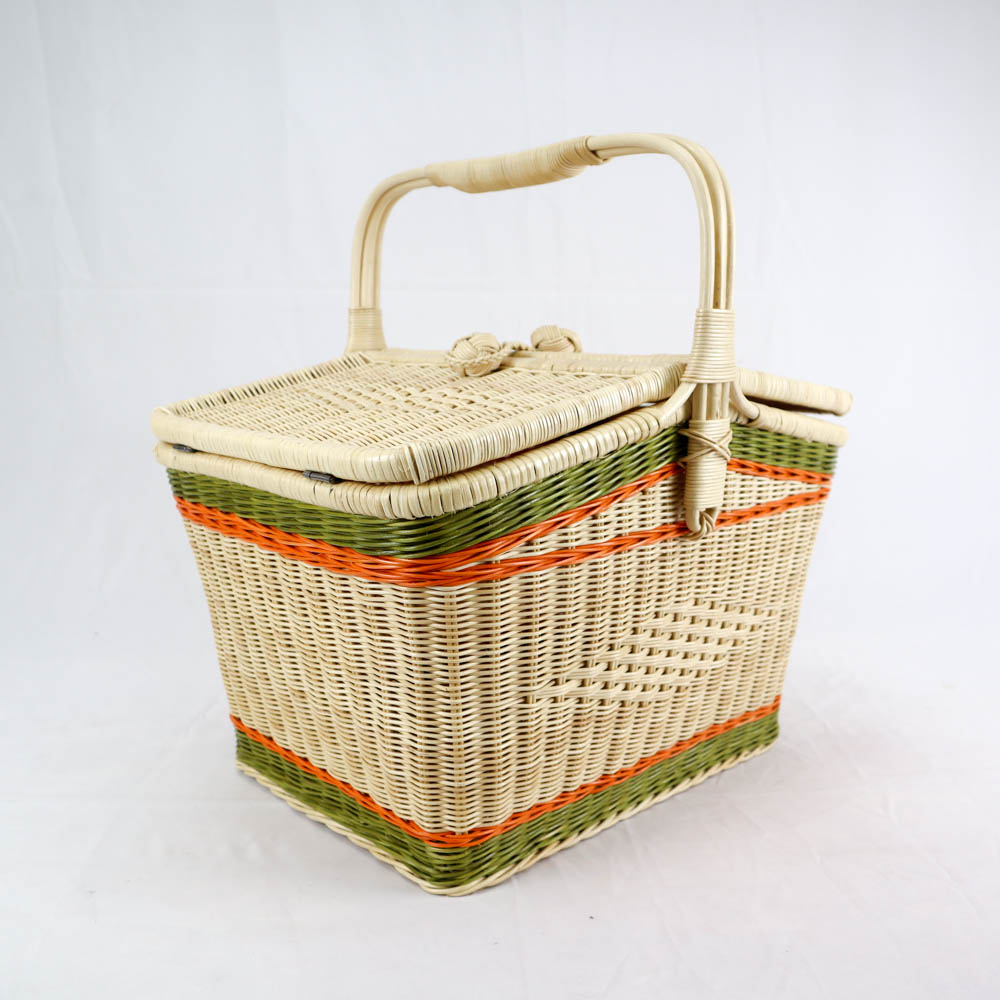 RATTAN PICNIC BASKET