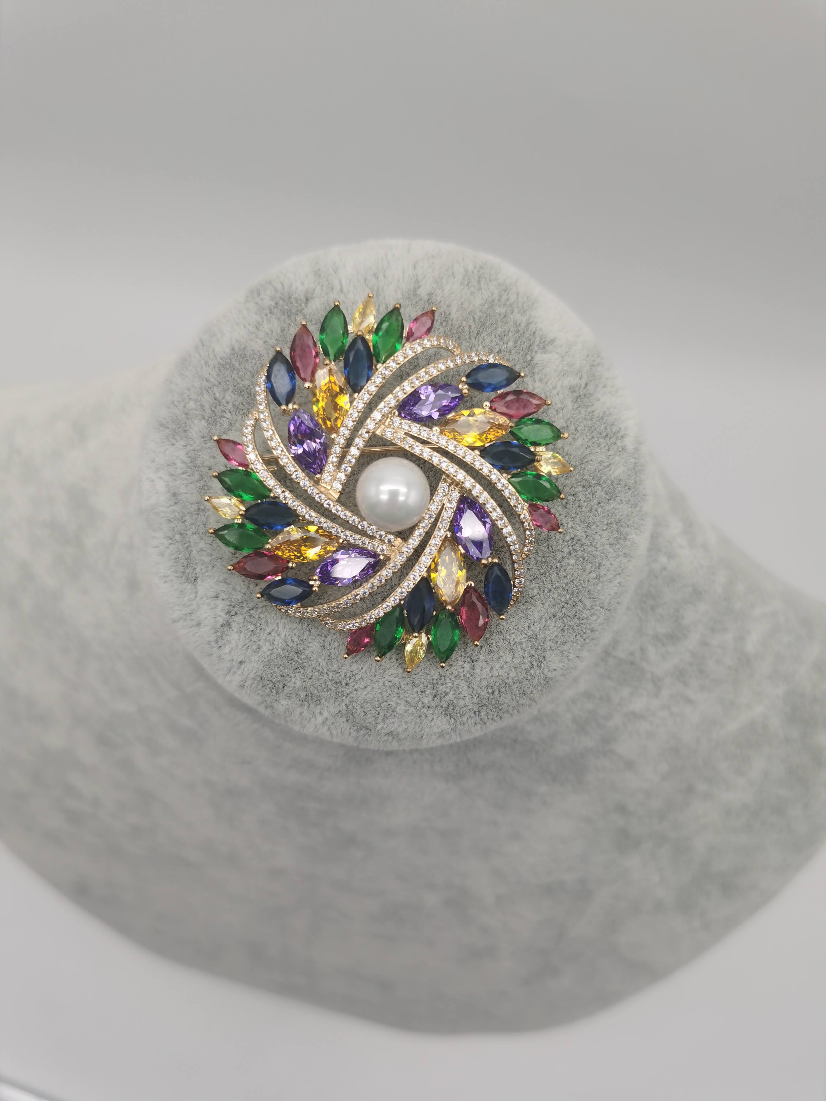 BROOCH ZIRCON ROSEGOLD