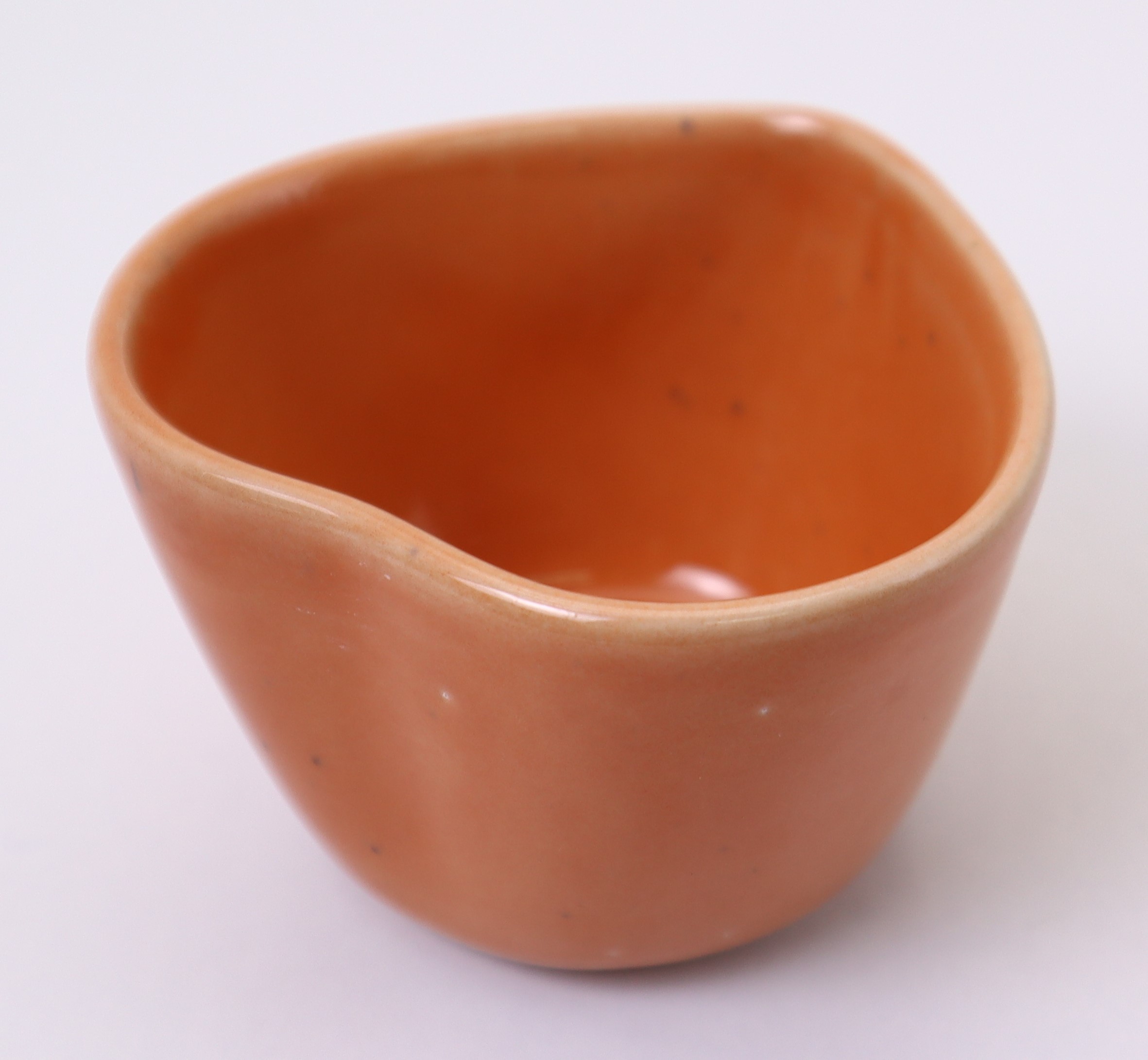 MANGKUK HATI SERAMIK