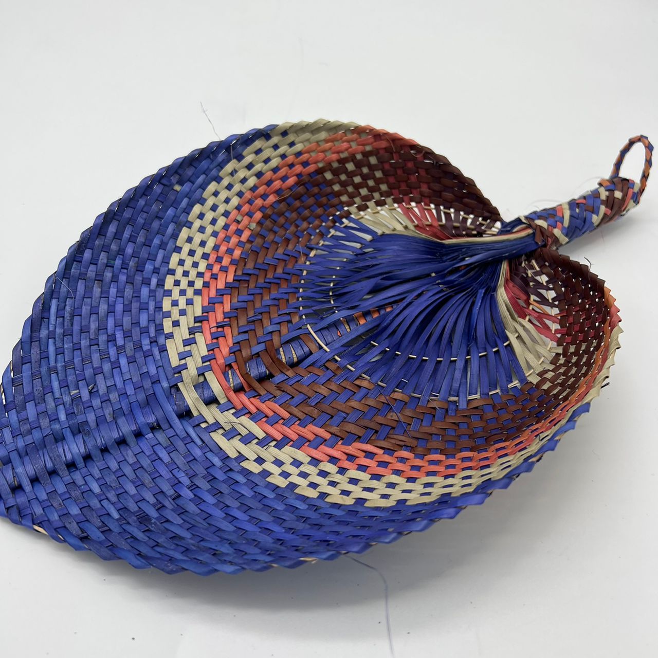 KIPAS ANYAMAN MENGKUANG