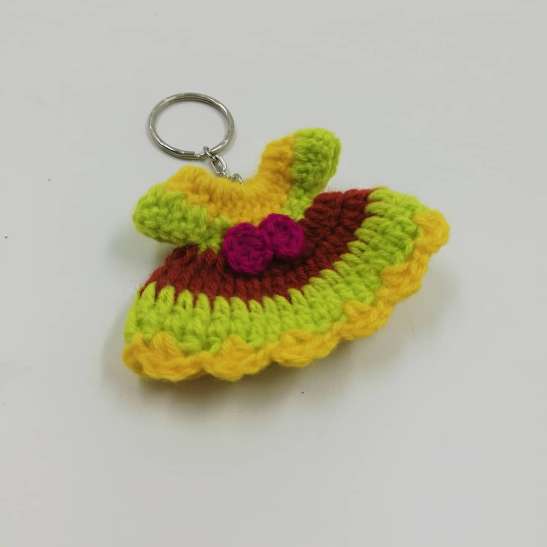 CROCHET GOWN KEY CHAIN