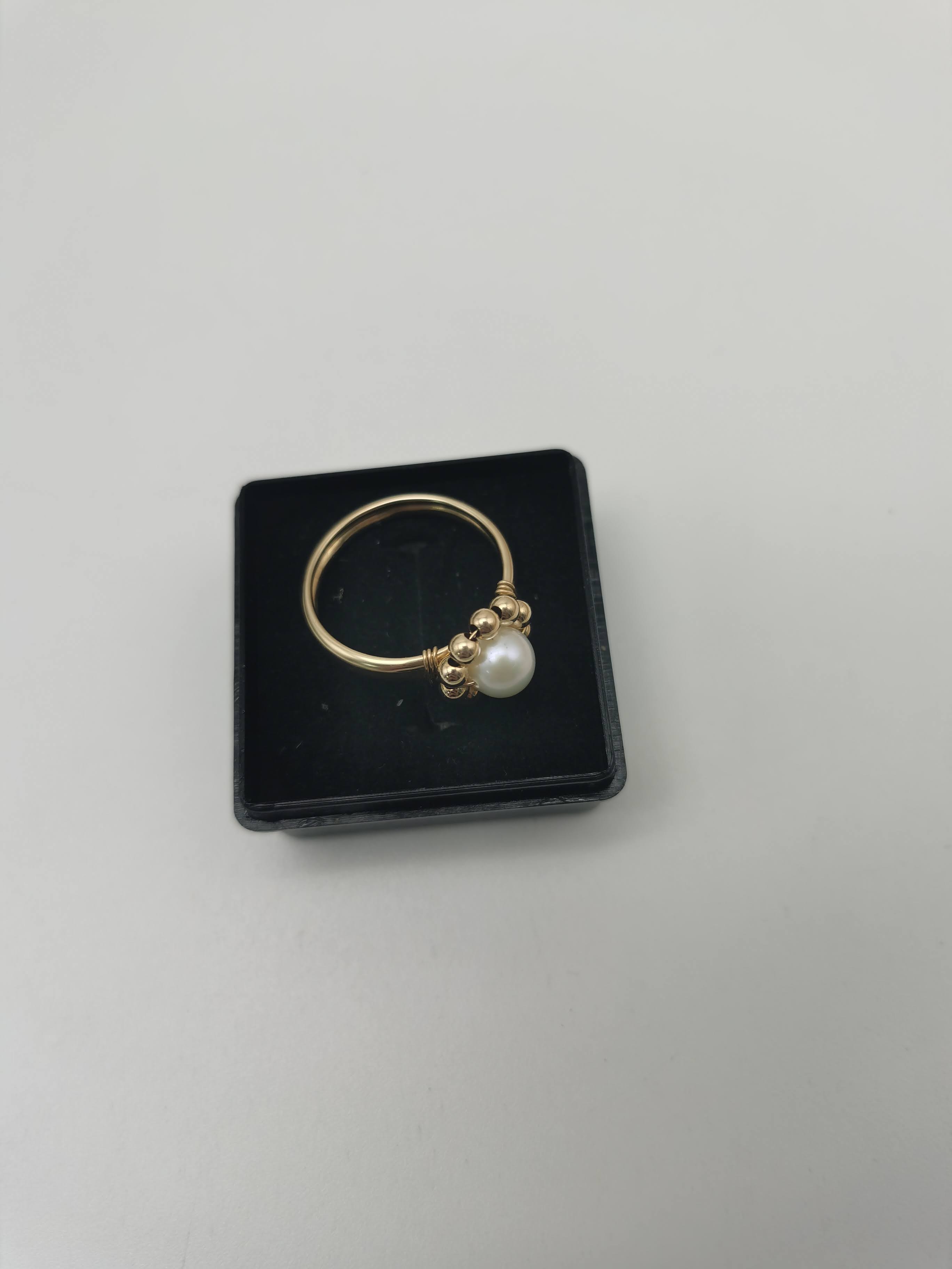 CINCIN SUASA WANITA LIGHT PEACH