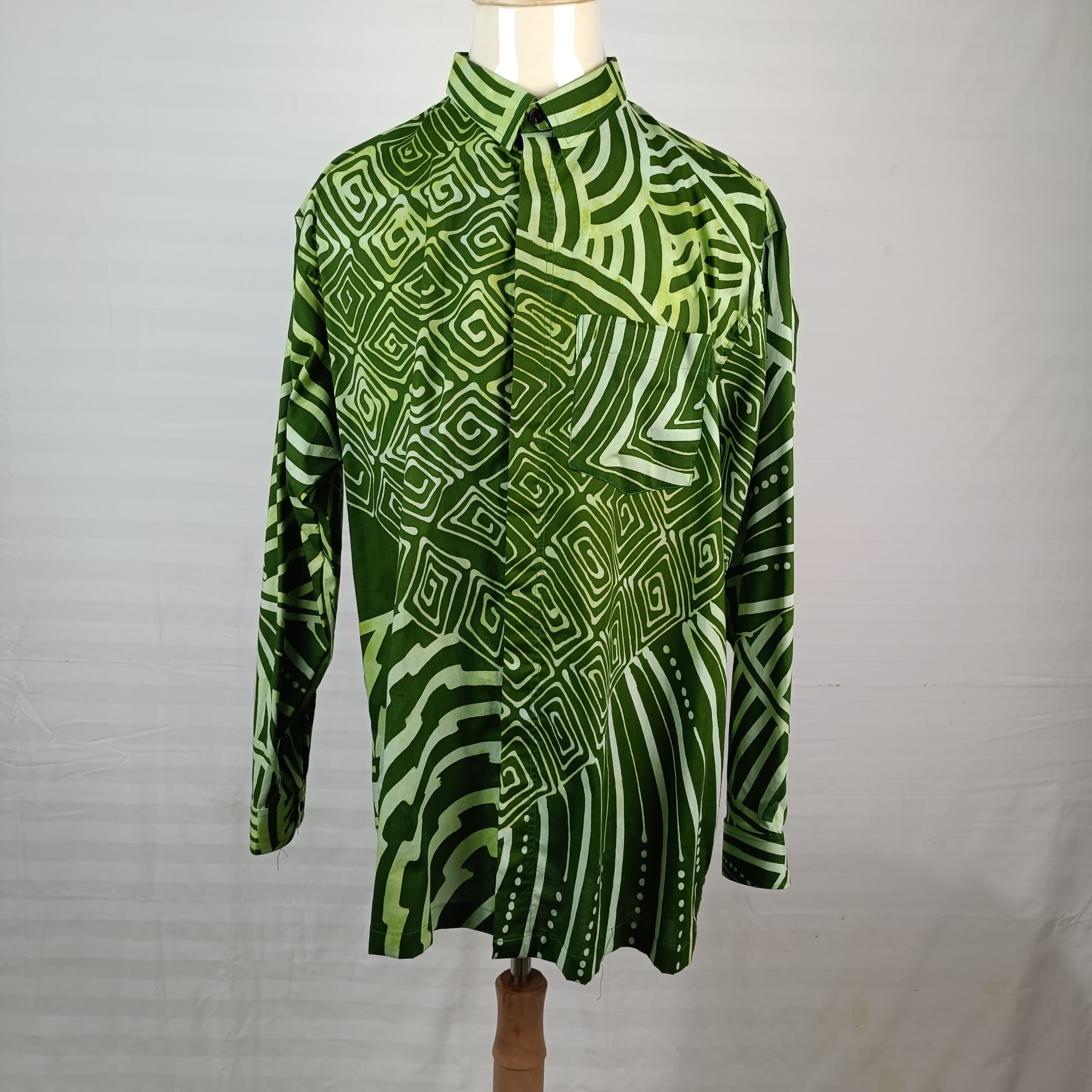 LONG SLEEVE BATIK MEN SHIRT