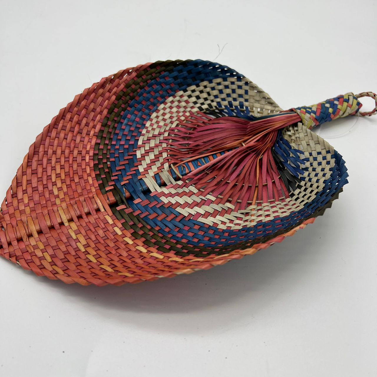 KIPAS ANYAMAN MENGKUANG