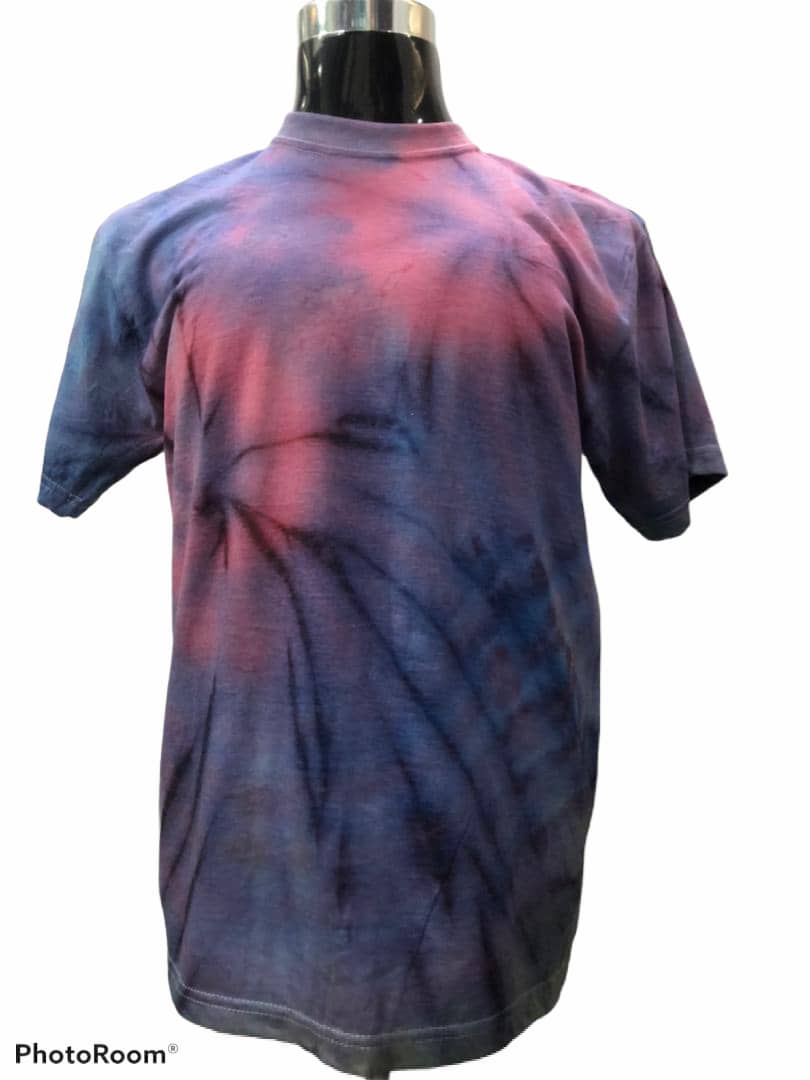 TSHIRT TIE DYE