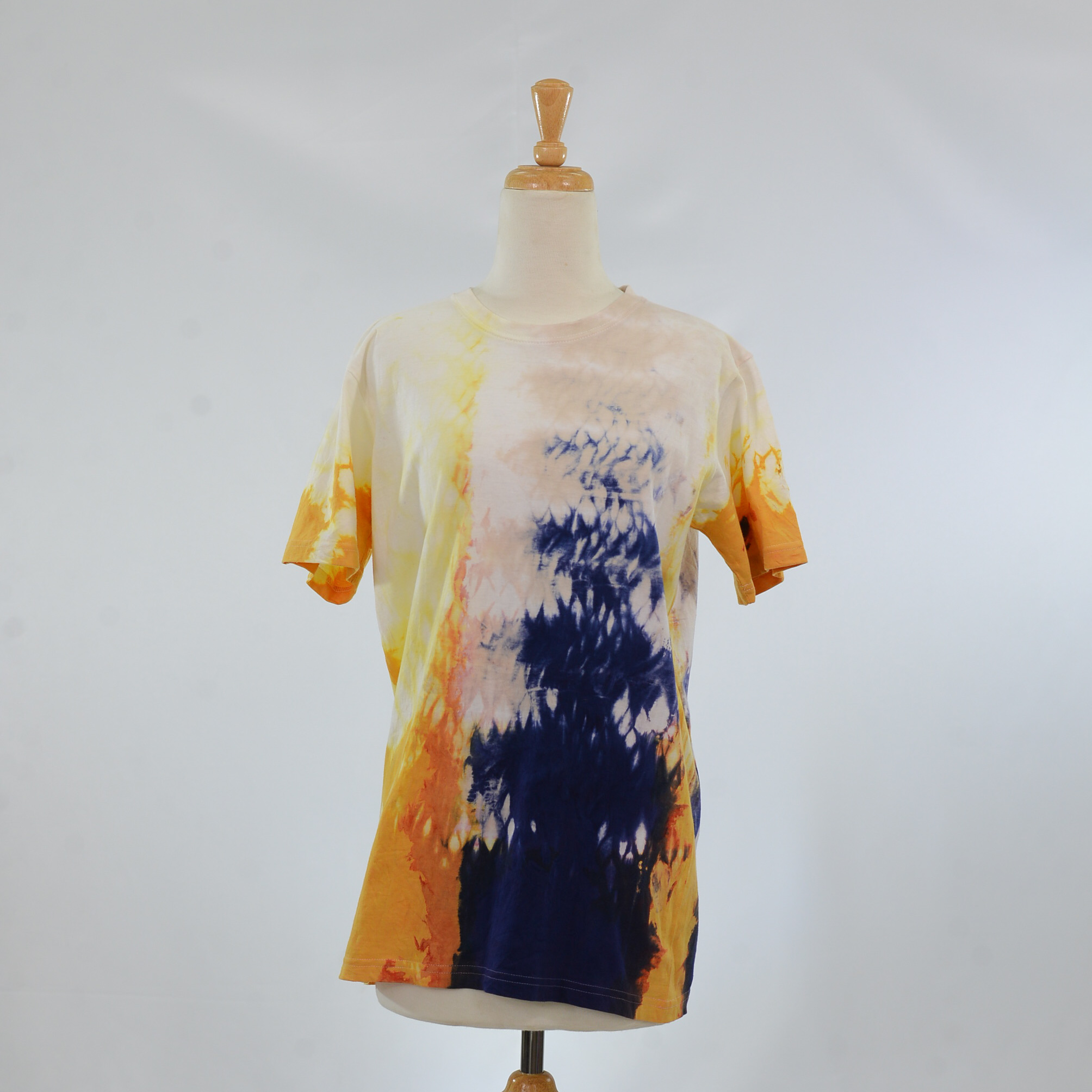 BATIK T-SHIRT TIE & DYE