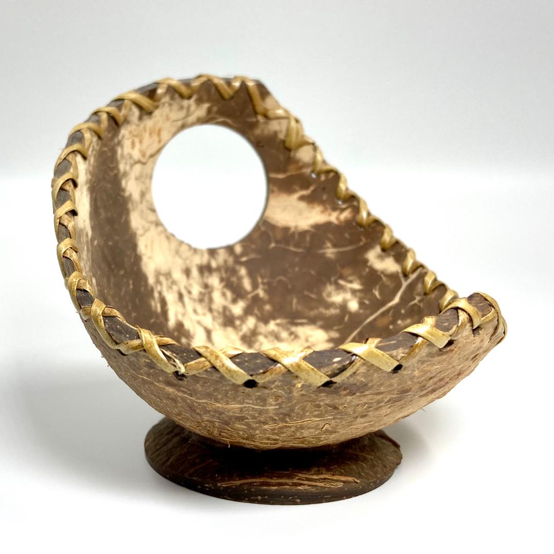 COCONUT SHELL SOAP HOLDER