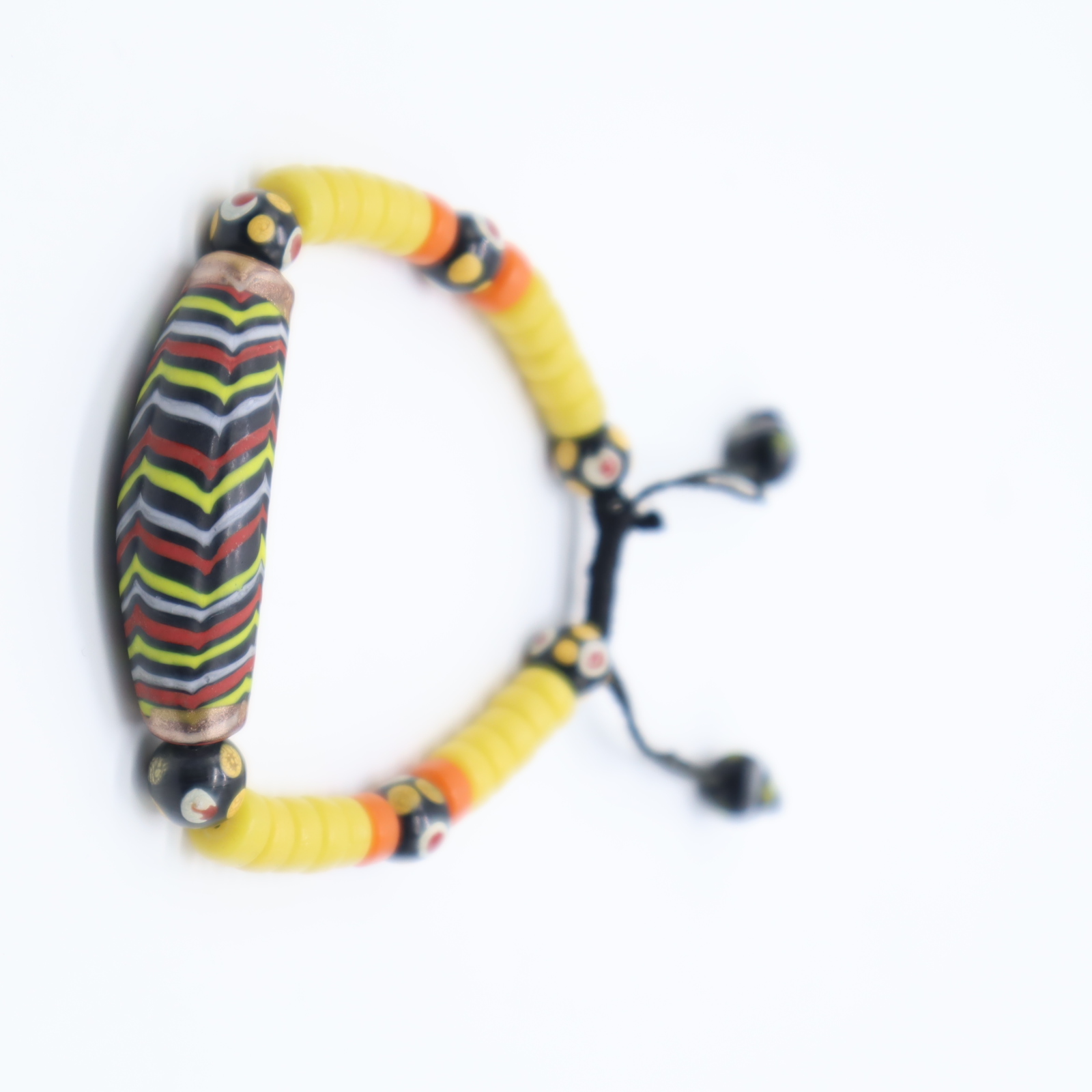 CLASSIC BEAD BRACELET