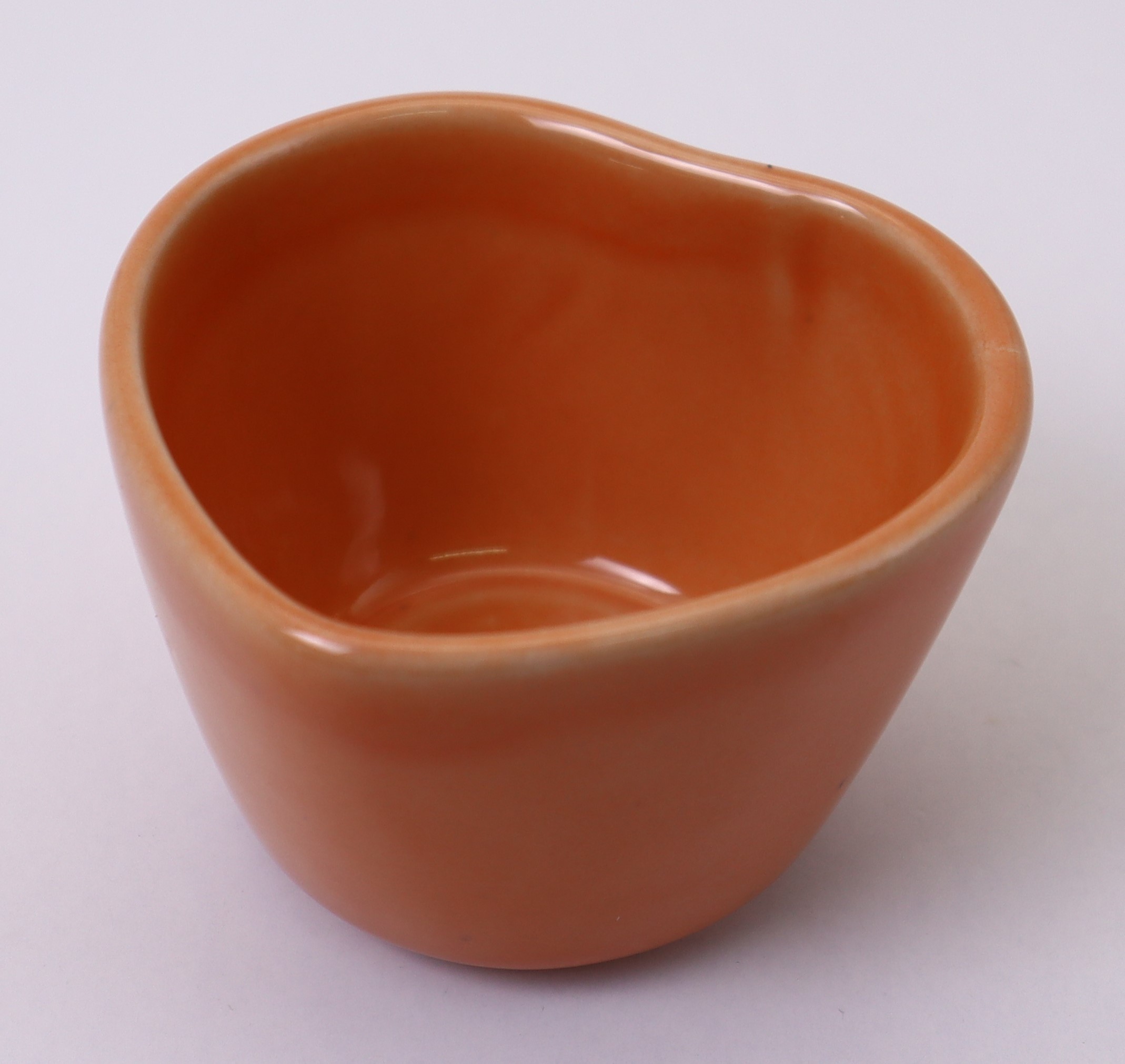 MANGKUK HATI SERAMIK