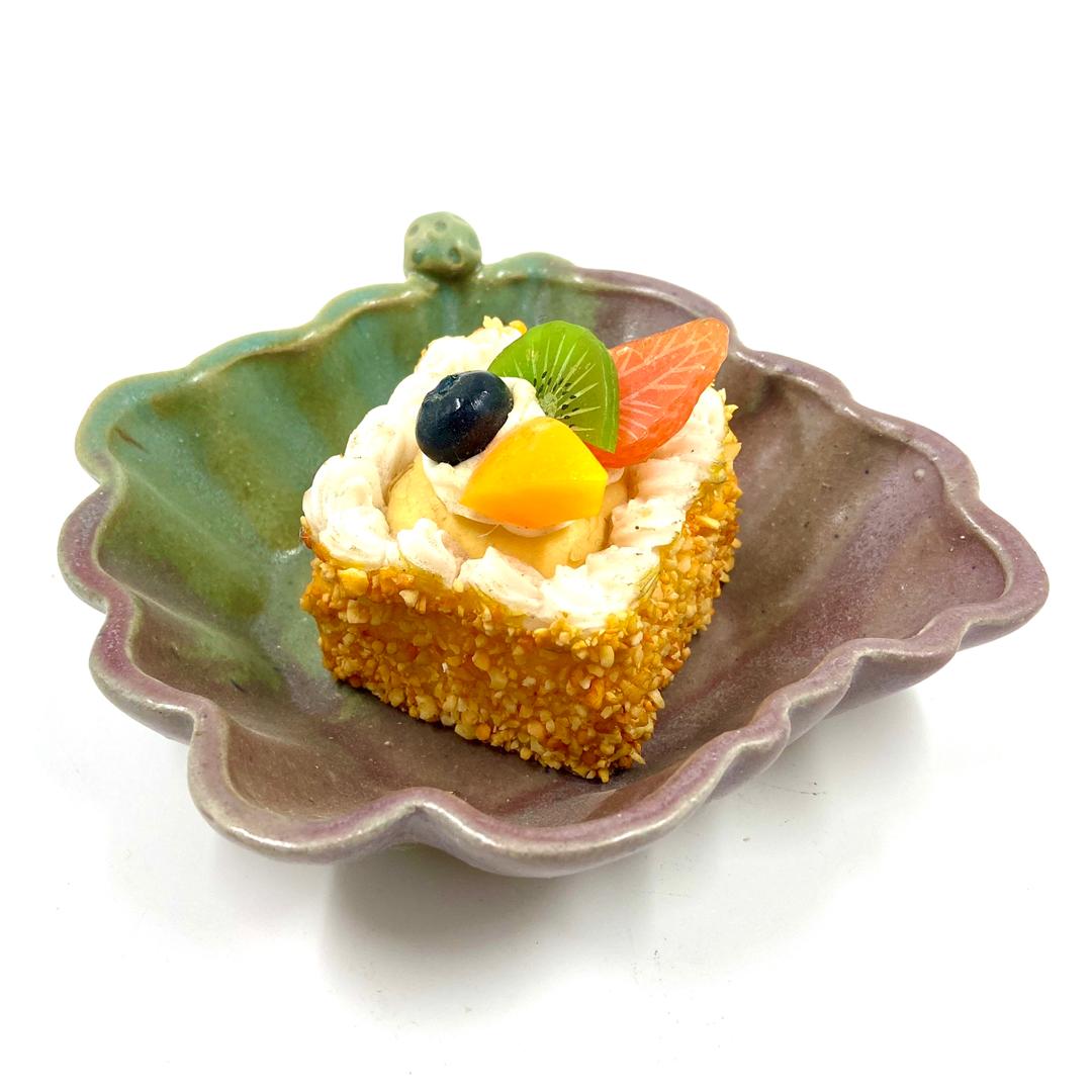 MANGKUK HIASAN SERAMIK