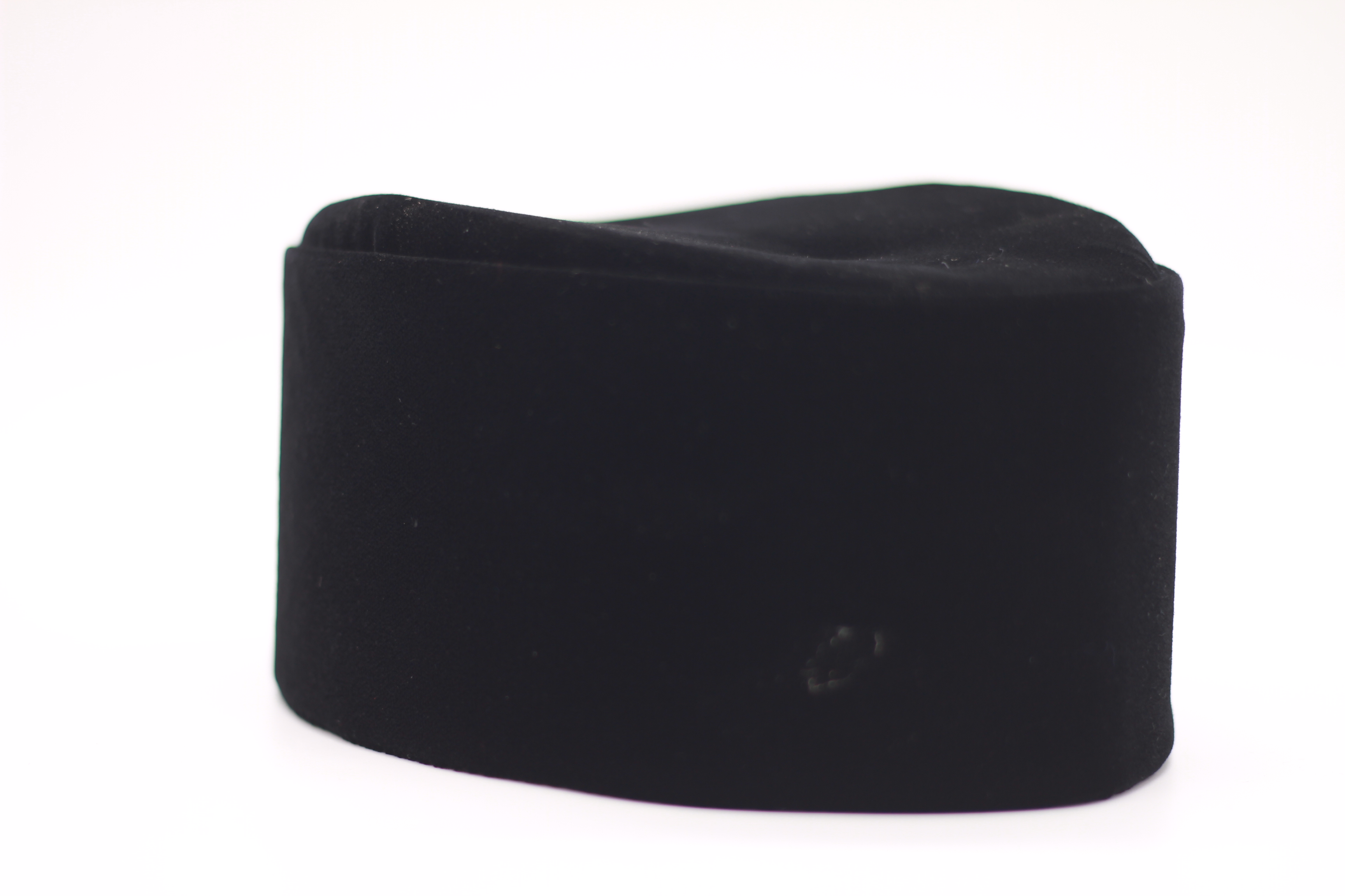 SONGKOK DEWASA (CROWN EMAS) 4" SAIZ (22 3/4)