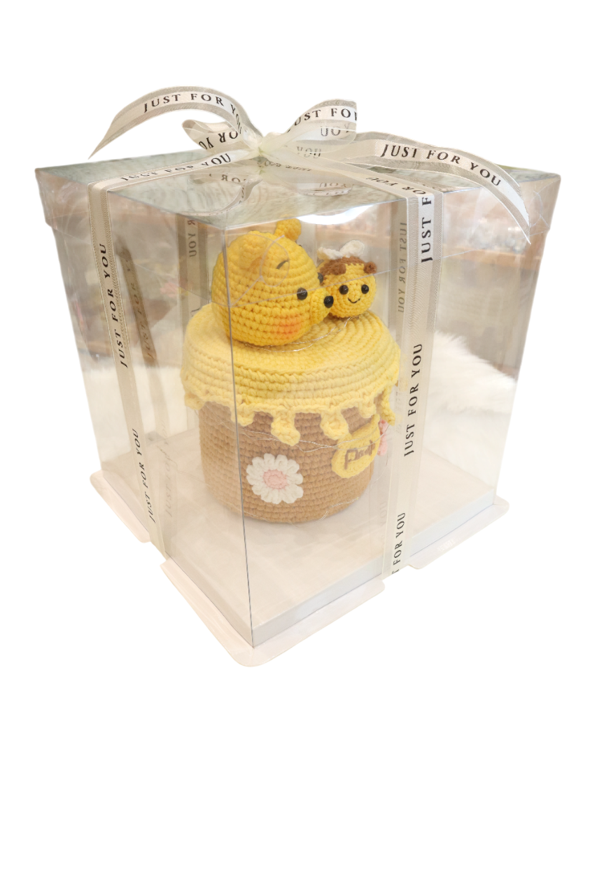 WINNIE POOH CAKE BOX