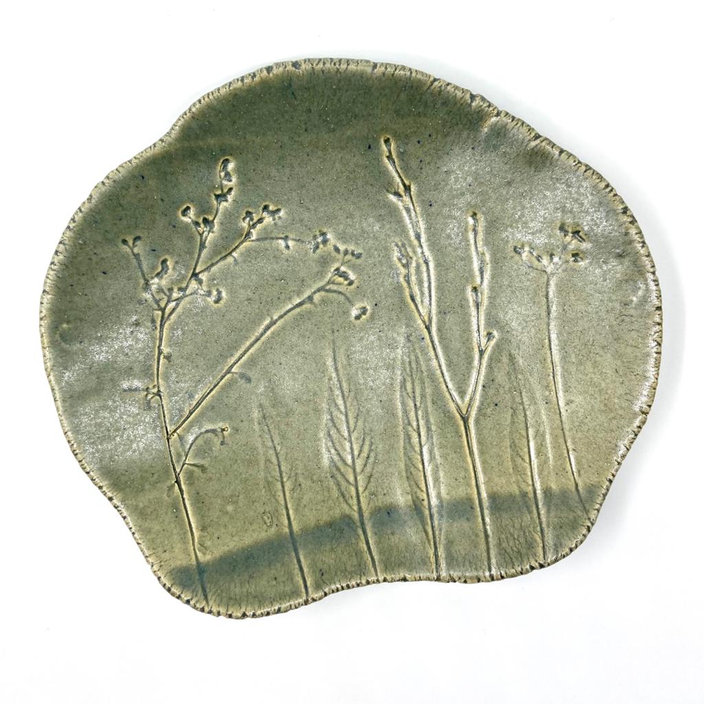 CERAMIC DECORATIVE PLATE