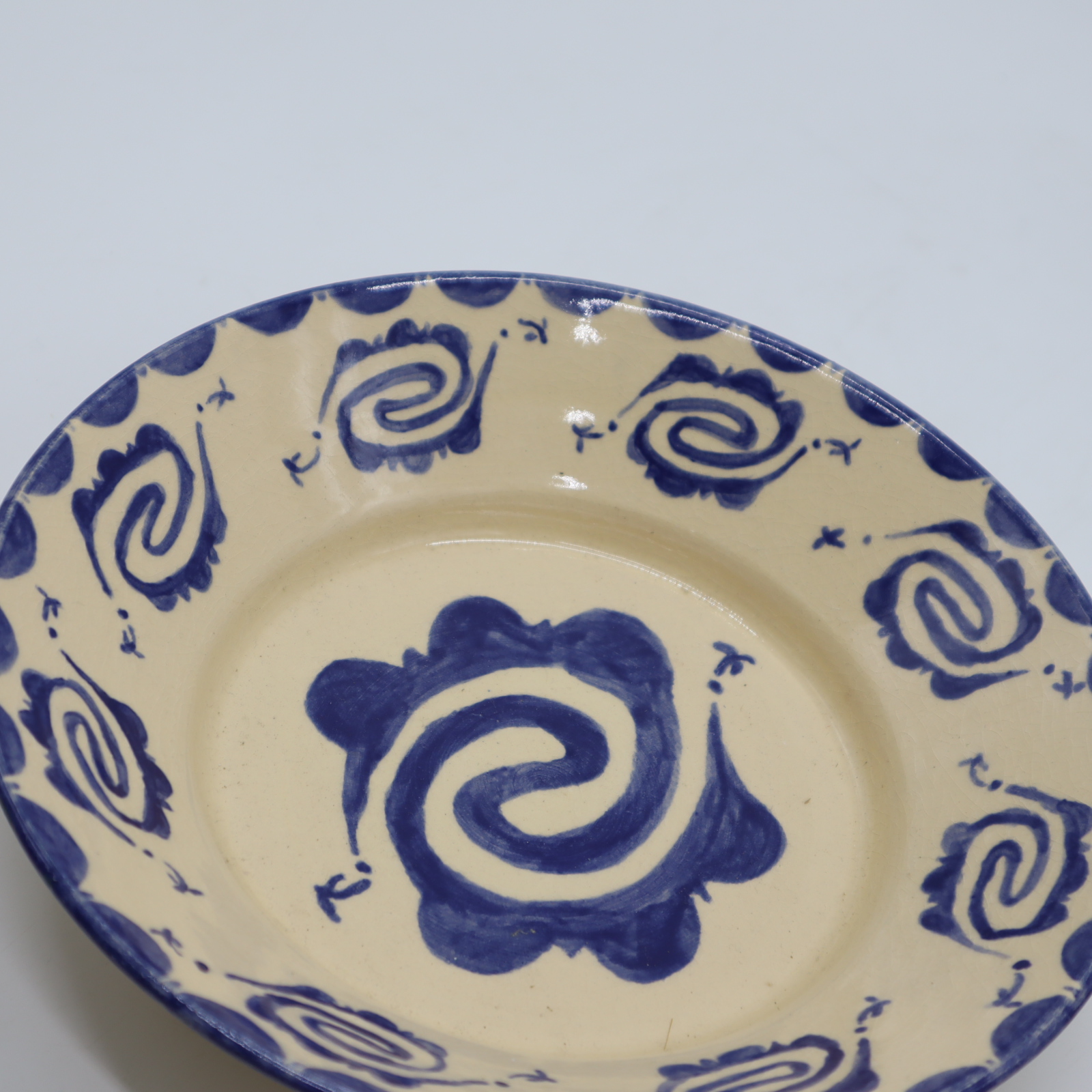 BORNEO CERAMIC PLATE